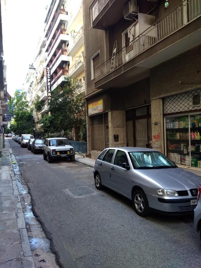 Yiannis Kalimarmaro Studio,Athens Center ภายนอก รูปภาพ